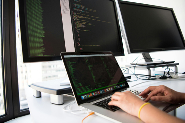 石材定義來(lái)自是什么？通俗的說(shuō)下？:石材